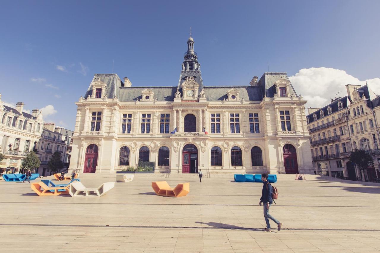 La Maison de la Liberté Studio Jules Verne Poitiers Exterior foto