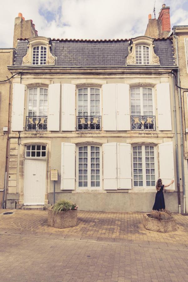 La Maison de la Liberté Studio Jules Verne Poitiers Exterior foto